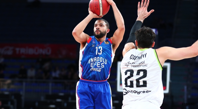 Anadolu Efes tam yol ileri