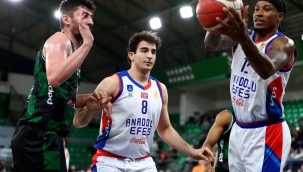 Normal sezon lideri Anadolu Efes