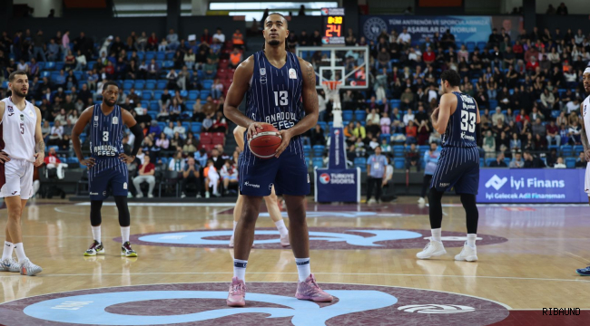 Efes, Trabzon'da zafere uzandı: 81-74