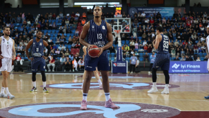 Efes, Trabzon'da zafere uzandı: 81-74