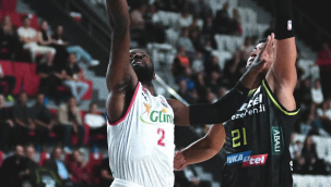 Ege derbisini Manisa Basket kazandı