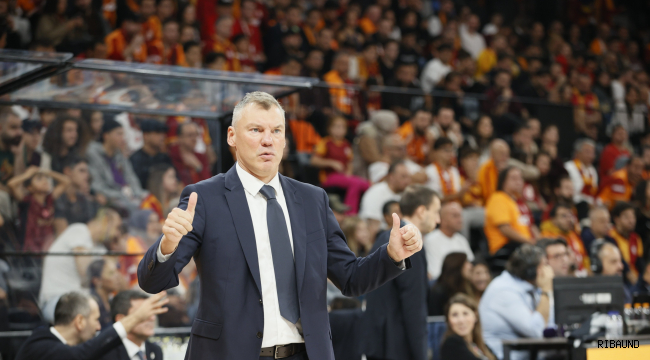 Jasikevicius: Takım olarak gelişiyoruz 