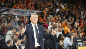 Jasikevicius: Takım olarak gelişiyoruz