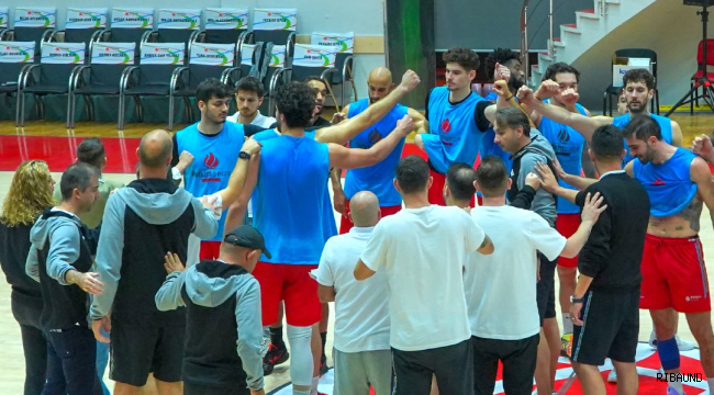 Petkimspor, Kıbrıs'ta galibiyeti kaçırdı 