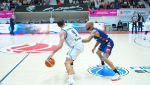 Petkimspor, lider Oradea'yı devirdi 