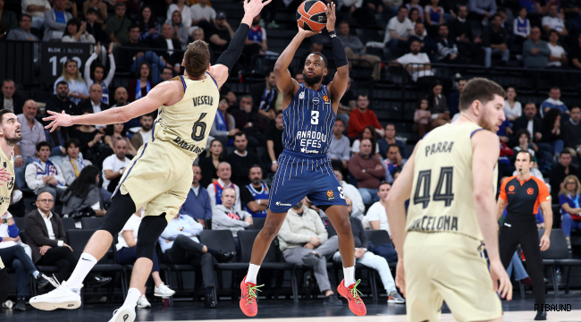 Anadolu Efes'ten nefes kesen zafer! 