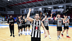 Berk Uğurlu, Dünya'nın zirvesinde 