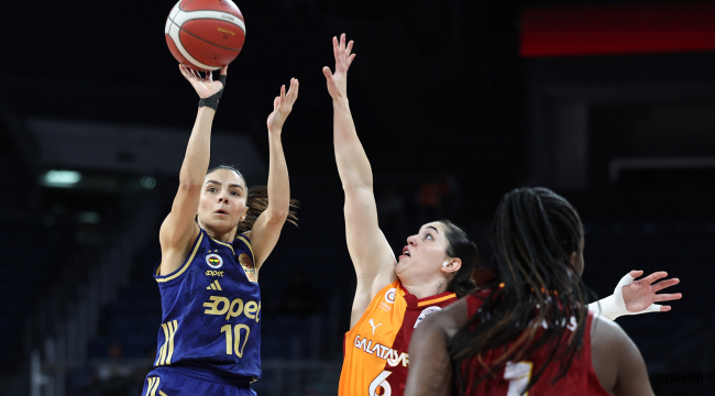Fenerbahçe Opet derbide güldü: Galatasaray Çağdaş Faktoring- Fenerbahçe Opet: 71-75