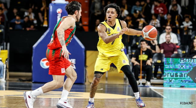 Mersin, evinde Kaf-Kaf'ı devirdi 