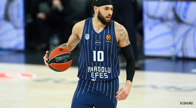Anadolu Efes, Saben Lee'nin ilk maçında Mersin Spor'u yendi 