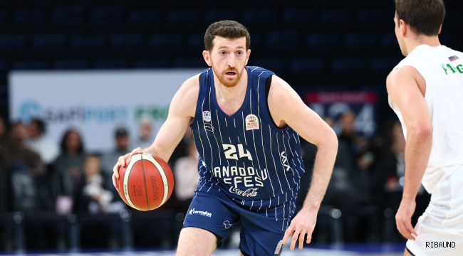 Esenler Erokspor, Anadolu Efes'i 90–79 yendi: Efes'e Sinan Erdem'de soğuk duş!