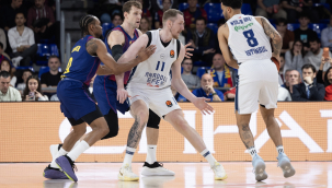 Anadolu Efes, Barcelona deplasmanında kaybetti