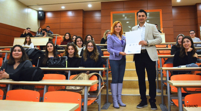 Spor muhabiri Hüseyin Demir, genç iletişimcilerle buluştu! 
