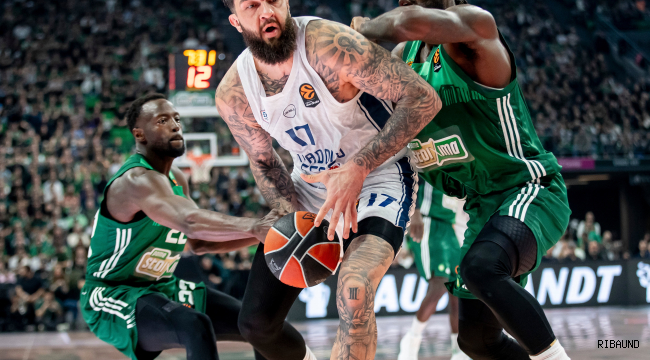 Anadolu Efes EuroLeague'de sezonu mağlubiyetle kapattı