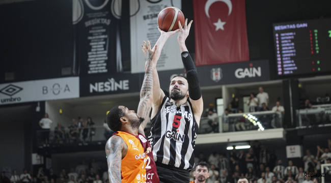 Beşiktaş, evinde Galatasaray'ı farklı geçti! 