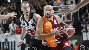 Galatasaray, derbiyi son nefeste kazandı! 