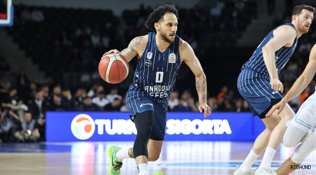 Larkin sahneye çıktı, Efes turu geçti! 