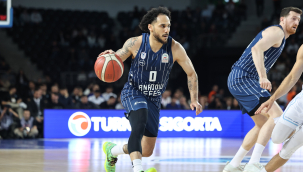Larkin sahneye çıktı, Efes turu geçti! 
