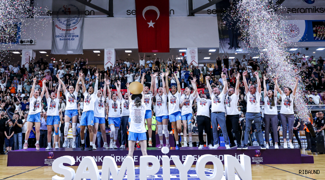 Turgutlu Belediyespor, Süper Lig biletini kaptı! 