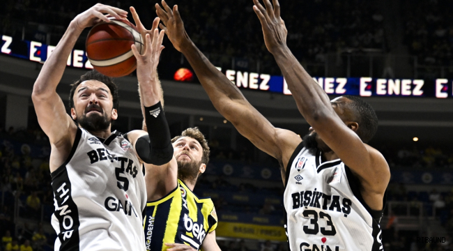 Beşiktaş, Fenerbahçe deplasmanında saha avantajını kaptı!