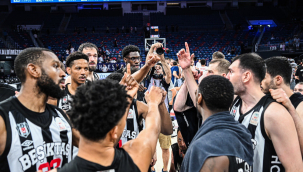 Beşiktaş final umudunu son maça taşıdı! 