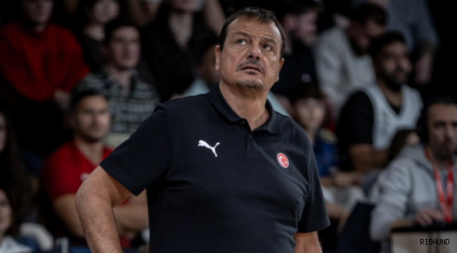 Ergin Ataman U17 millileri yalnız bırakmadı!