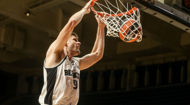 Beşiktaş 4926 gün sonra EuroLeague'de kazandı! Maccabi'ye Belgrad'da 109-93