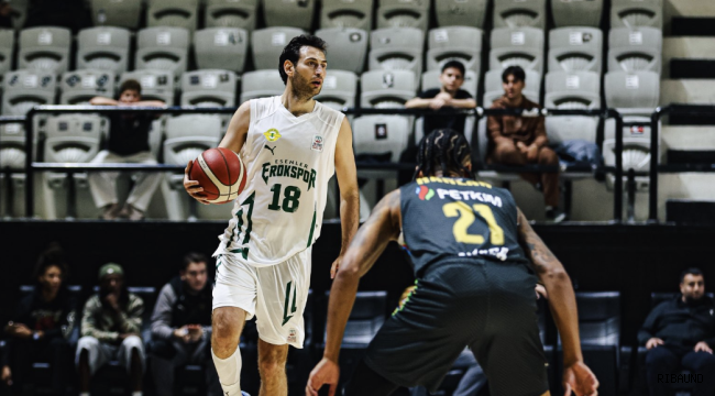 Esenler Erokspor son çeyrekte vites yükseltti