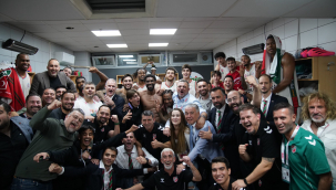 Kaf-Kaf'tan Galatasaray'a uzatma darbesi: İzmir'de kazanan Karşıyaka