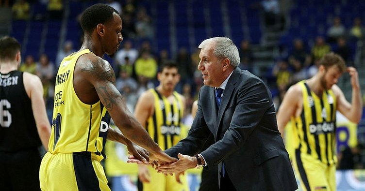 Fenerbahçe Doğuş İlk Maçı Rahat Kazandı