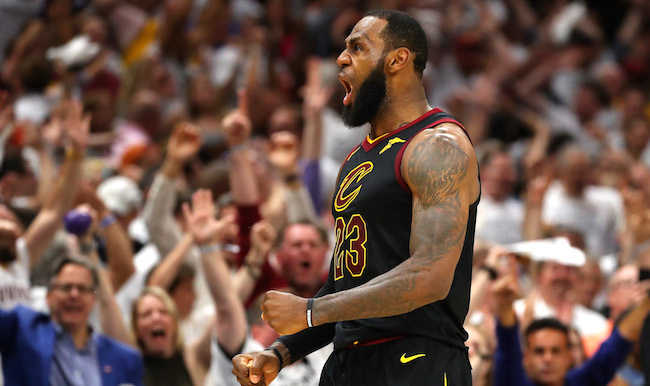 LeBron James İstedi Final Geldi