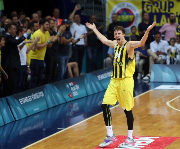 Fenerbahçe Beko'da Jan Vesely şoku !