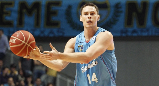 Barcelona, Kyle Kuric'i kadrosuna kattı