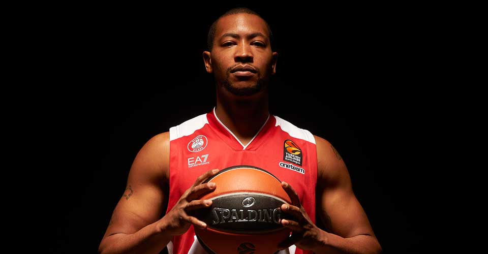 Andrew Goudelock'tan Norris Cole'a: Benim için Pianigiani'ye 30 sayı at!