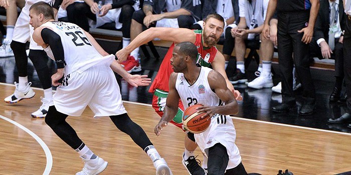 Beşiktaş evinde Karşıyaka'yı mağlup etti