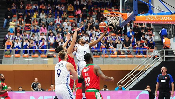 Karşıyaka ilk galibiyetini İstanbul'da aldı