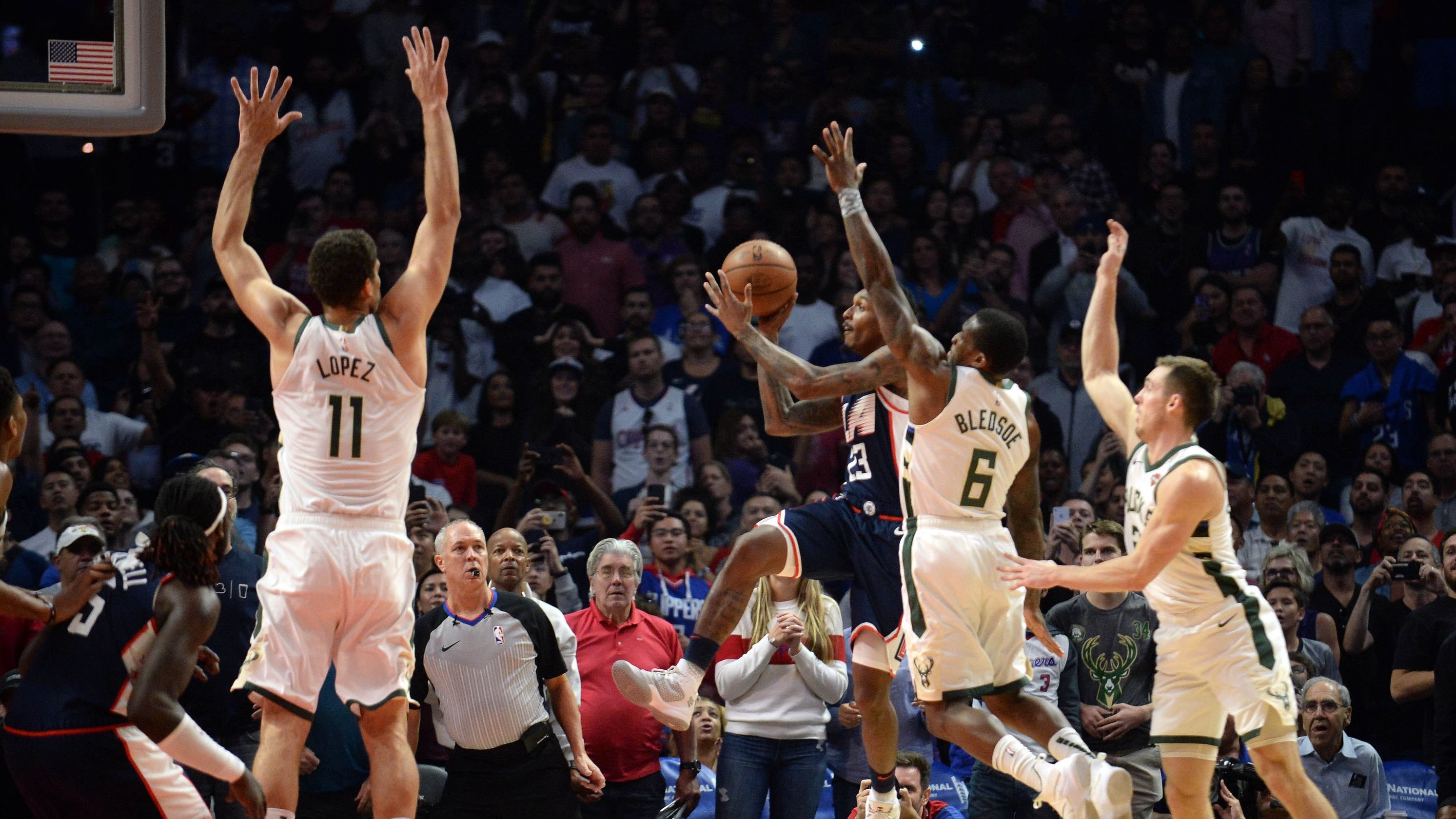 LA Clippers, Bucks'ı uzatmada geçti