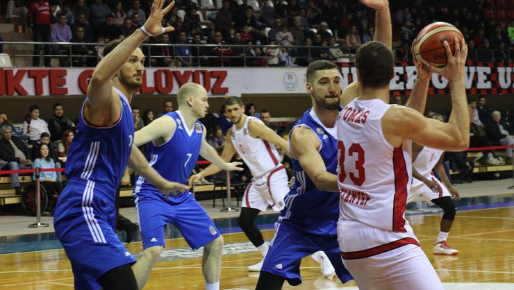 Gaziantep Basketbol evinde zorlanmadı