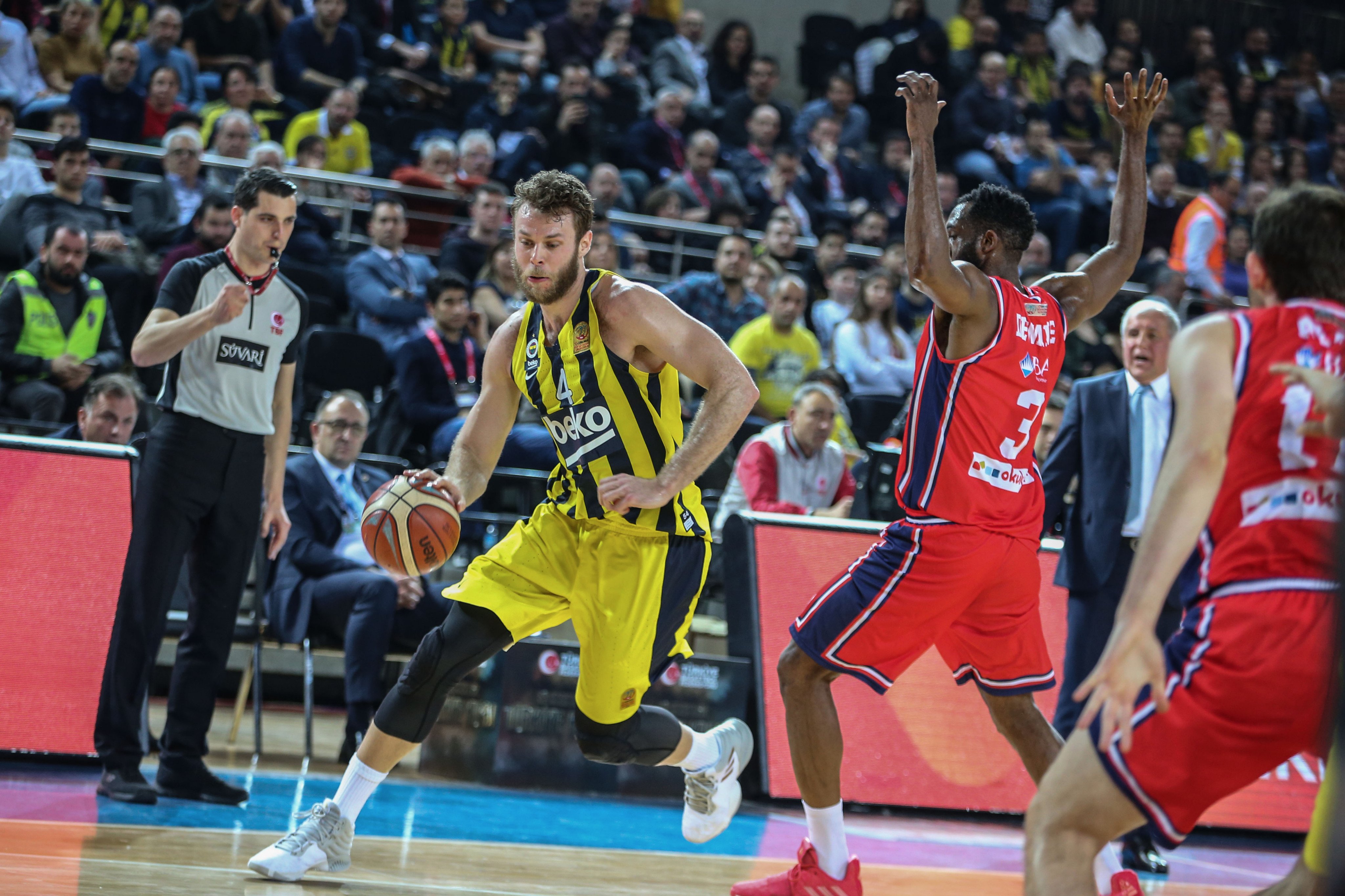 Fenerbahçe Beko adını yarı finale yazdırdı
