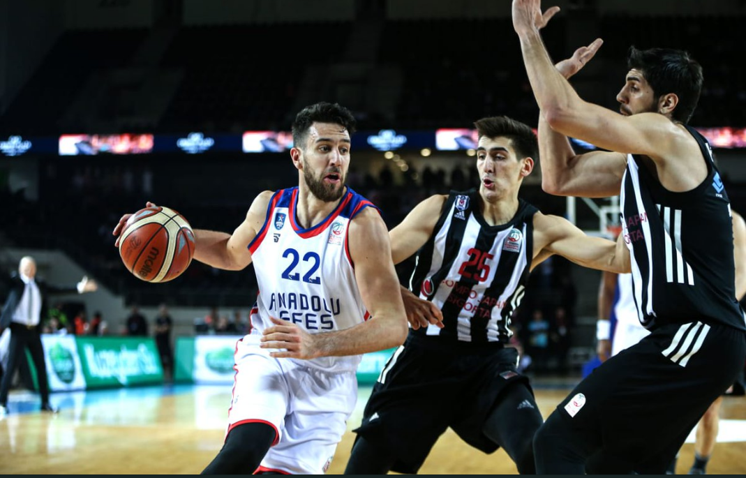 Kupanın ilk finalisti Anadolu Efes