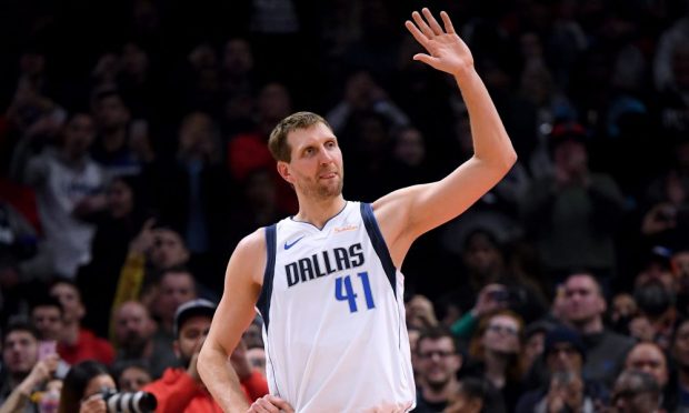 Dirk Nowitzki'nin Kafası Karışık!