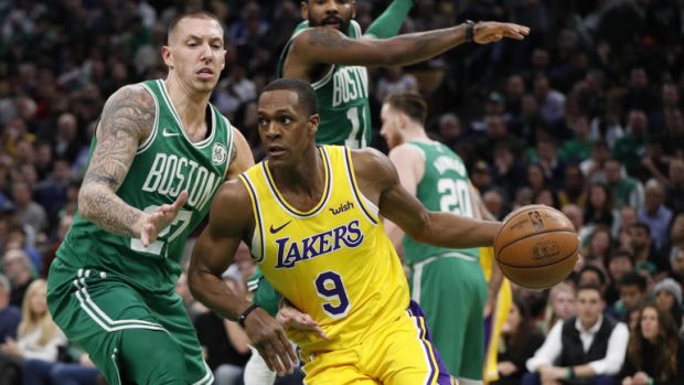 Rondo hançeri sapladı; Lakers tarihi maçı kazandı