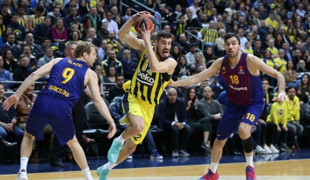 Fenerbahçe Beko, Barcelona'yı geriden gelerek devirdi