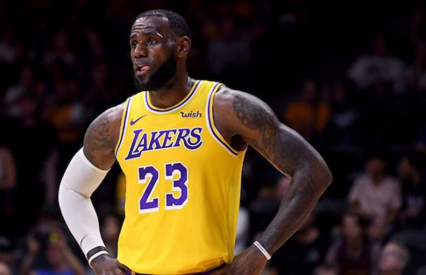 LeBron James: ''Yaz arasında takıma yıldızlar getireceğim''