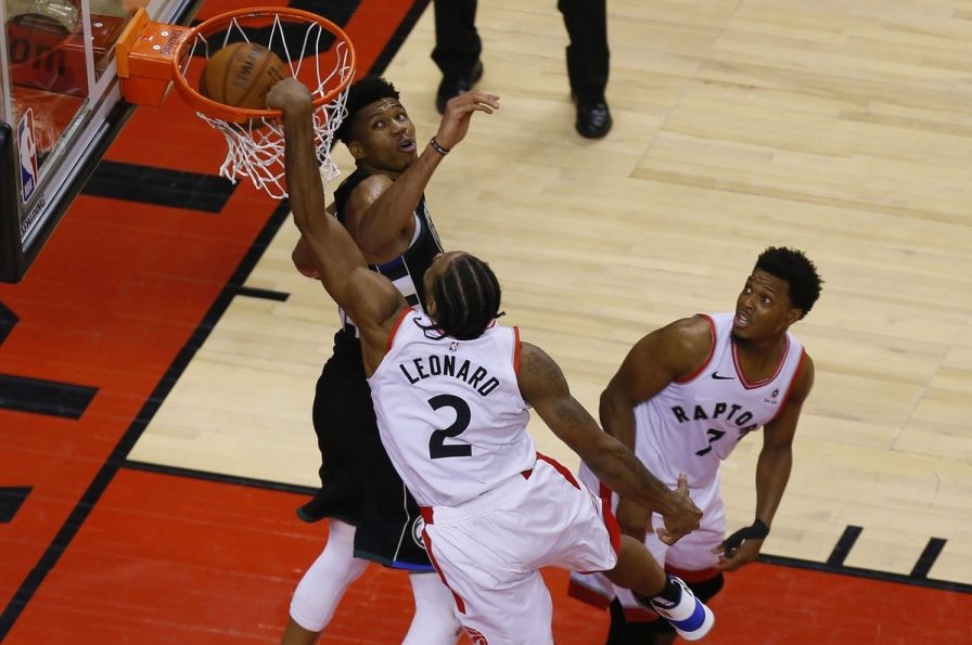 Kawhi coştu, Toronto final biletini kaptı!