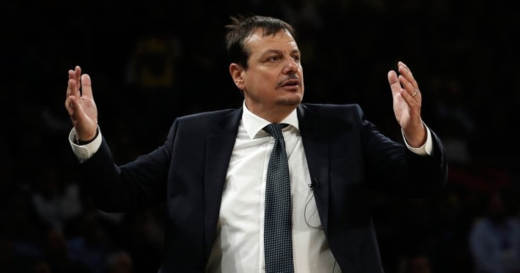 Efes Ergin Ataman'la sözleşme yeniledi