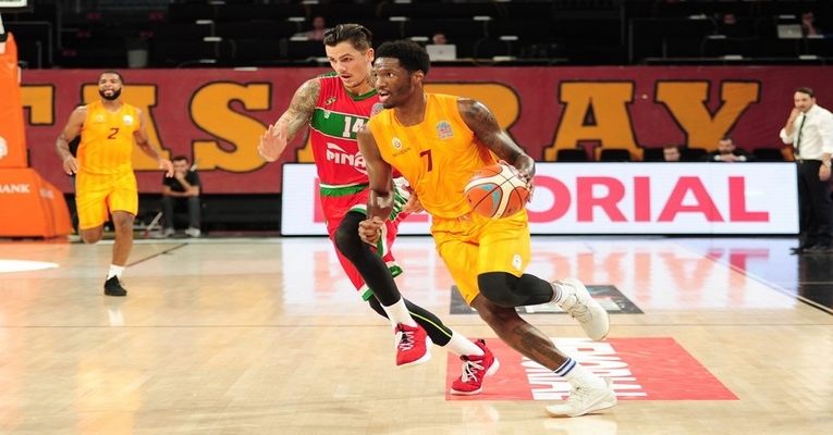 Galatasaray'ın Yıldızını Zalgiris Kaunas Kaptı