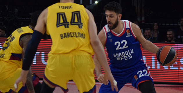 A. Efes'in nefesi Barça'ya yetmedi