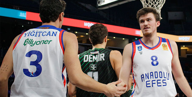 Anadolu Efes Karşıyaka'ya lider gidecek