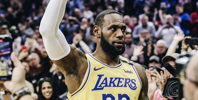 LeBron Kobe'yi geçti ama Sixers'ı geçemedi